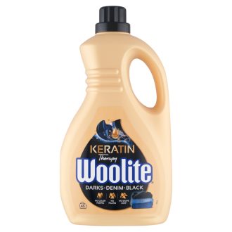   Woolite Keratin Therapy folyékony mosószer keratinnal sötét ruhákhoz 45 mosás 2,7 l