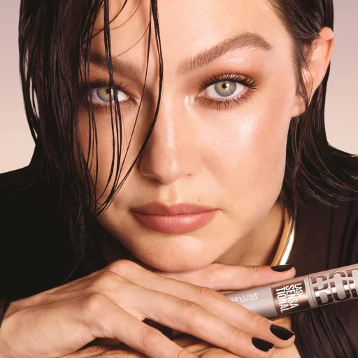 Maybelline szempillaspirál Lash Sensational Body fekete