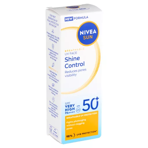 Nivea SUN napozó arckrém 40ml Shine Control FF50