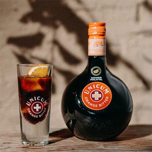Zwack Unicum Orange Bitter gyógynövénylikőr narancs párlattal 34,5% 0,5 l