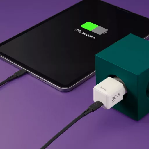 Hama univerzális hálózati Type-C mini töltő Pd/Qc fehér 30W