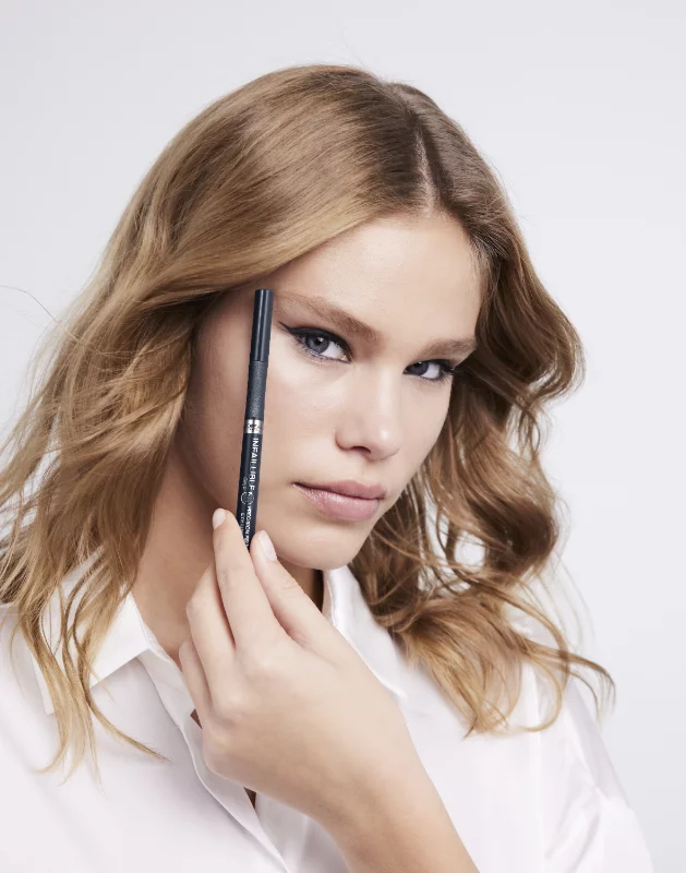 L'Oréal Paris Infaillible Grip 27H Precision Felt black szemhéjtus