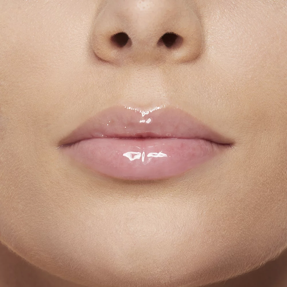 Maybelline NY Lifter Gloss 02 Ice szájfény, 5,4ml