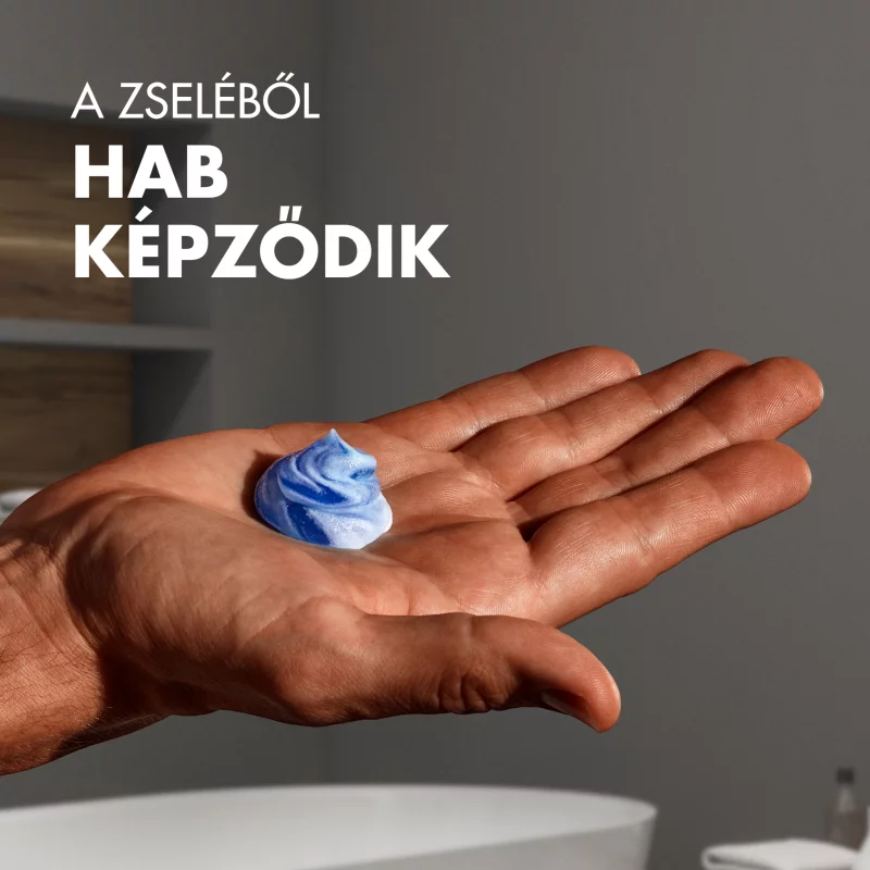 Gillette Fusion Borotvazselé Mandulaolajjal, Érzékeny Bőrre, 200ml