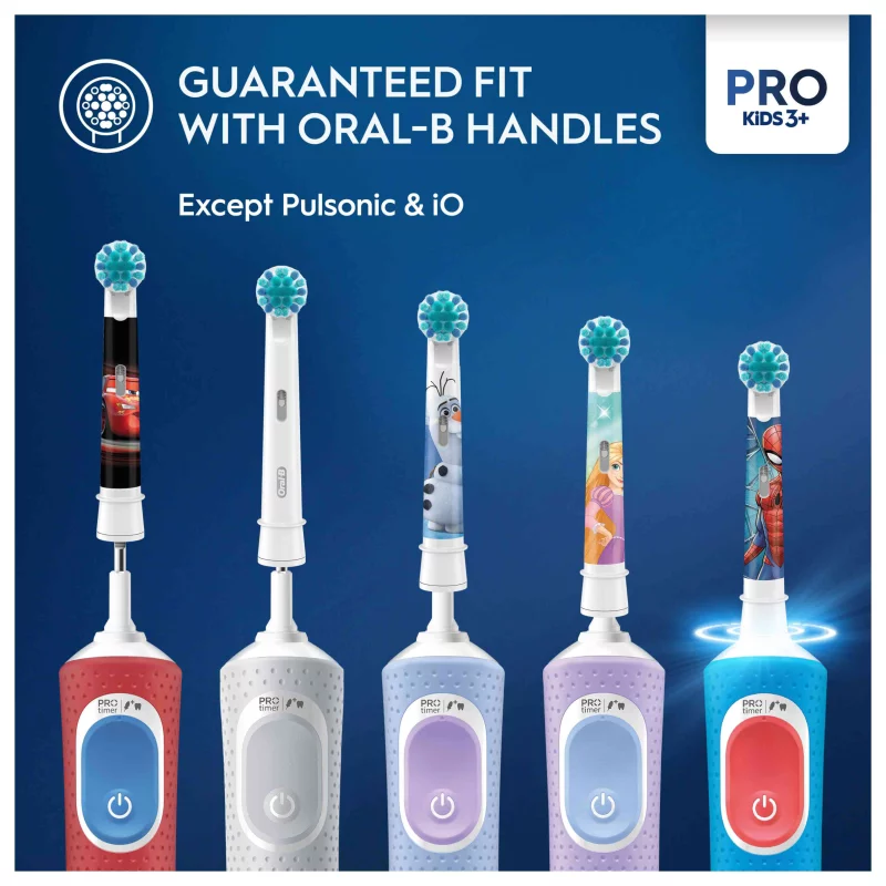 Oral-B Pro Kids Fogkefefej Pókember Figurákkal, 4 db