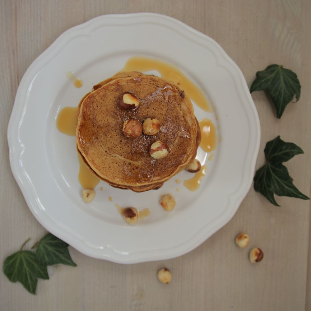 Almás-zabpelyhes amerikai palacsinta