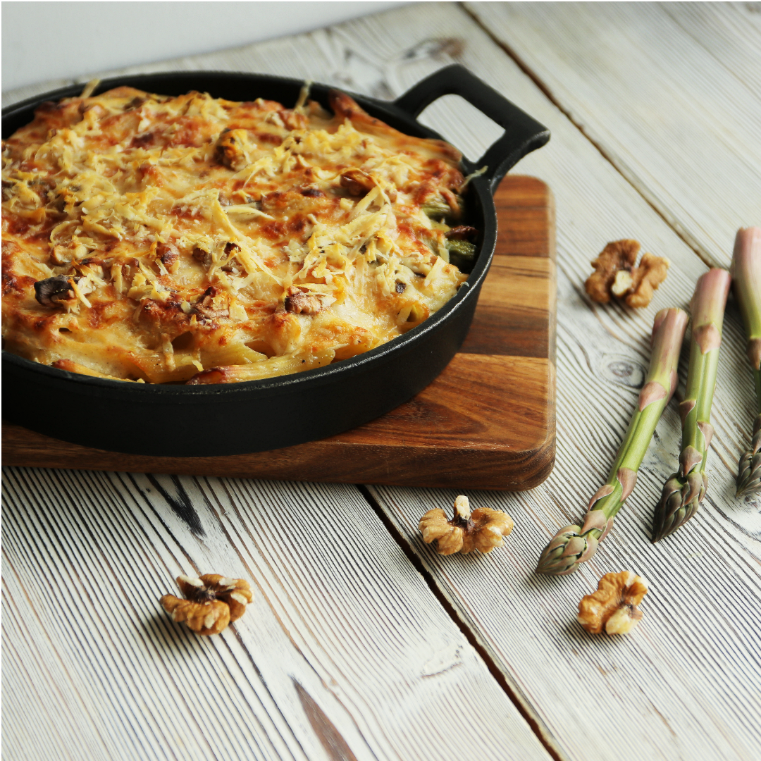 Csőben sült tészta zöldspárgával