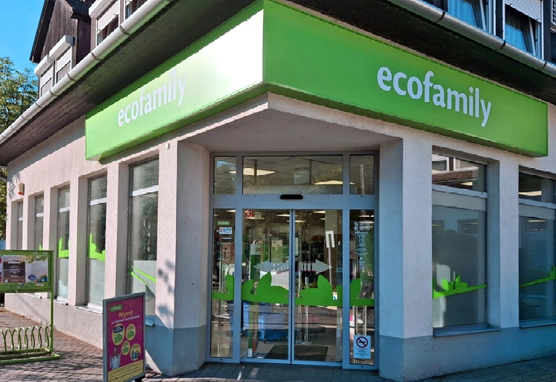 Ecofamily üzlet bejárata, Balatonboglár City