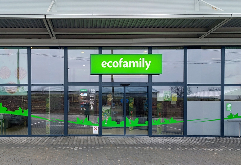 Ecofamily üzlet bejárata, Pécs (Shop In Bevásárlóközpont)