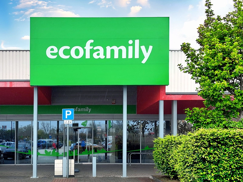 Ecofamily üzlet bejárata, Tököl (Gyártelep - SZIGET CENTER)