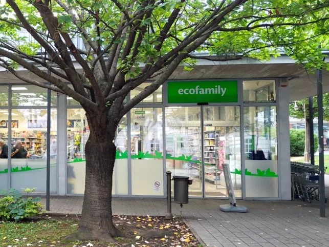 Ecofamily üzlet bejárata, Zalaegerszeg